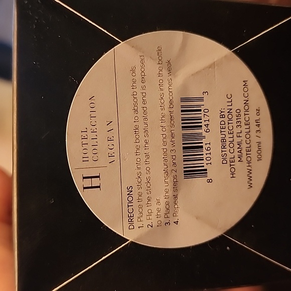 NIB Hotel Collection Reed Diffuser - Black Packaging - Picture 3 of 3